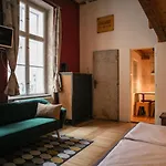 Apartman Charming With Big Shared Terrace In The Center Kassa