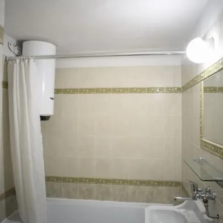 Charming With Big Shared Terrace In The Center Appartement *