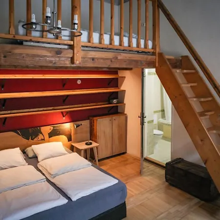 Appartement Charming With Big Shared Terrace In The Center Košice